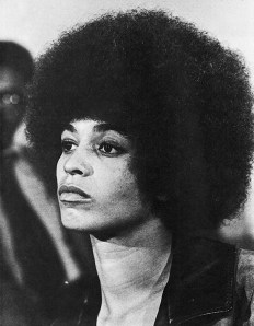 018_angela_davis_theredlist